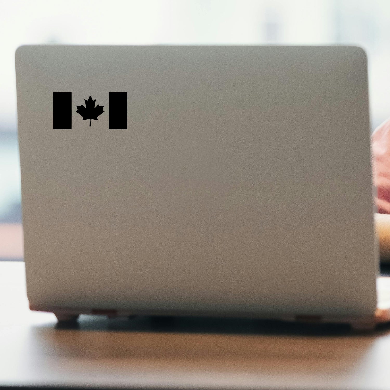 Canada Flag Vinyl Decal 6 Pack – Laptop Application